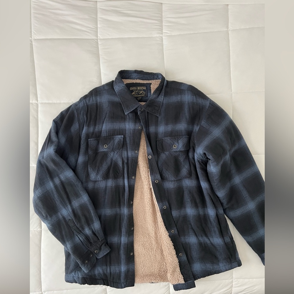 Men's Navy Plaid Sherpa-Lined Jacket